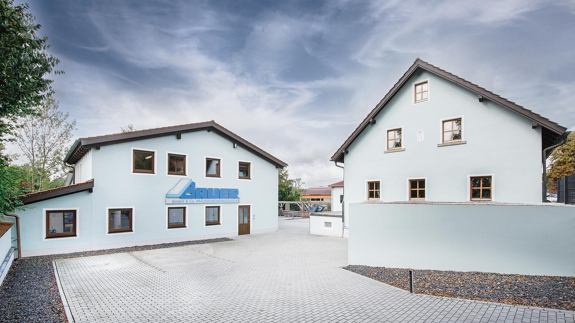 J. Bauer Präzisionswerkzeuge Normwerkzeuge Spezialwerkzeuge Produkte Fertigung Team Cutting Tools Nachhaltigkeit Qualität