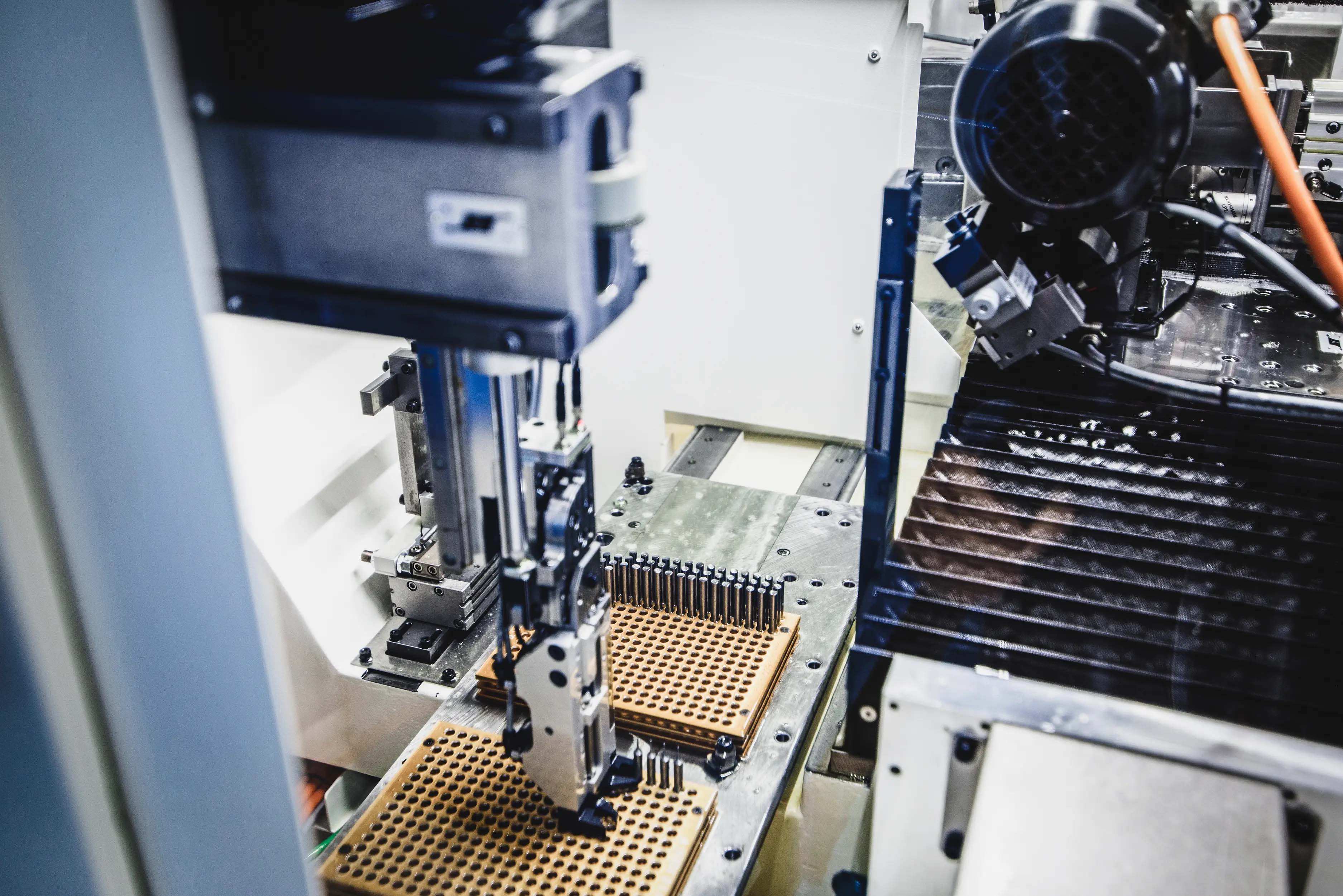 J. Bauer Präzisionswerkzeuge Normwerkzeuge Spezialwerkzeuge Produkte Fertigung Team Cutting Tools Nachhaltigkeit Qualität