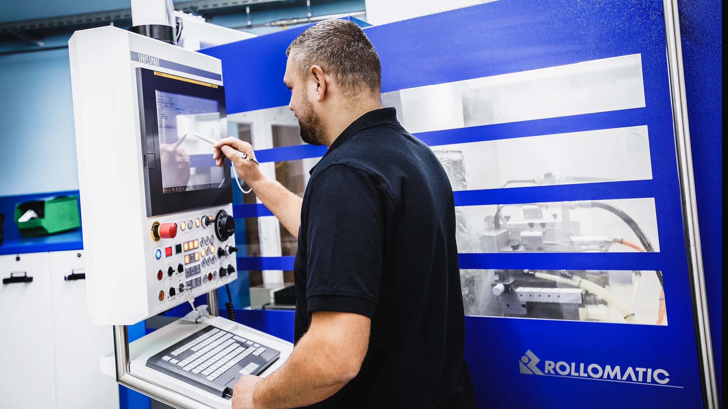 J. Bauer Präzisionswerkzeuge Normwerkzeuge Spezialwerkzeuge Produkte Fertigung Team Cutting Tools Nachhaltigkeit Qualität